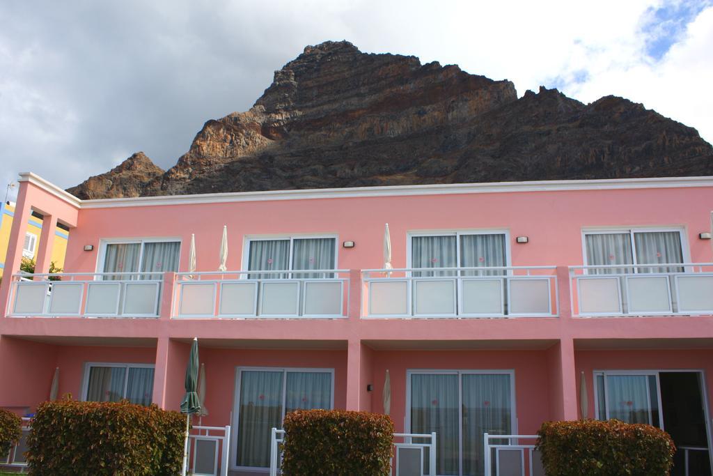 Apartamentos El Guirre บาเญ กรันเรย์ ภายนอก รูปภาพ